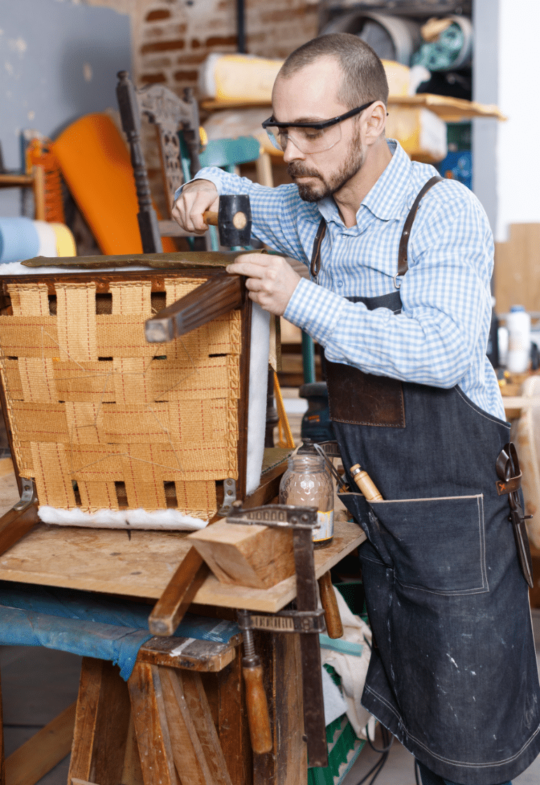 tapissier-rempailleur